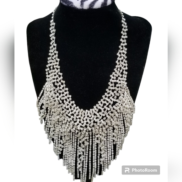 NWOT FACETED GLASS CRYSTAL FRINGE STATEMENT NECKLACE - Picture 1 of 3